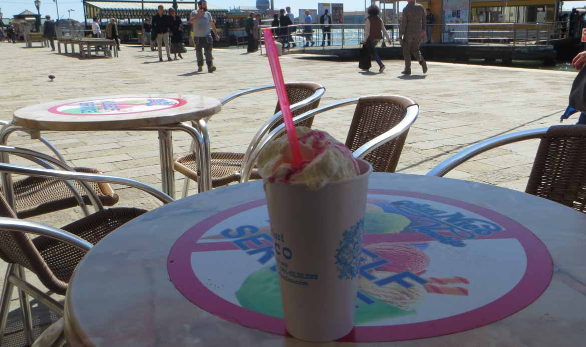 This picture shows a dessert typical of Venice, Italy, called gianduiotto. What to do in Venice: our complete guide to La Serenissima. It's all trip to me.