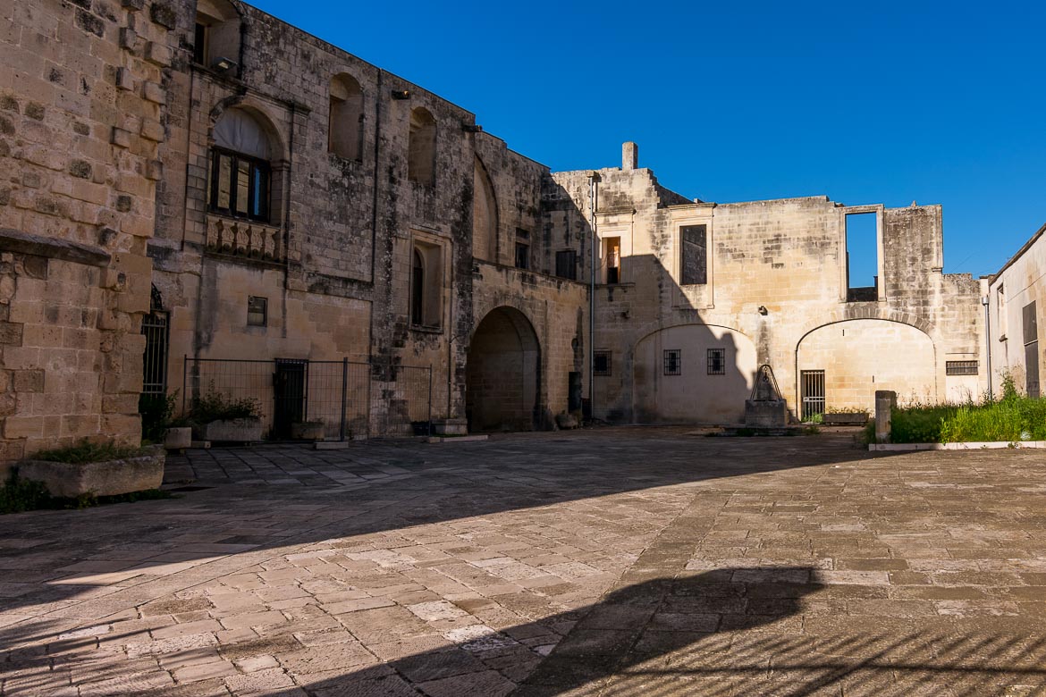 This image shows old buildings in Martano in absolute silence during siesta time. 
