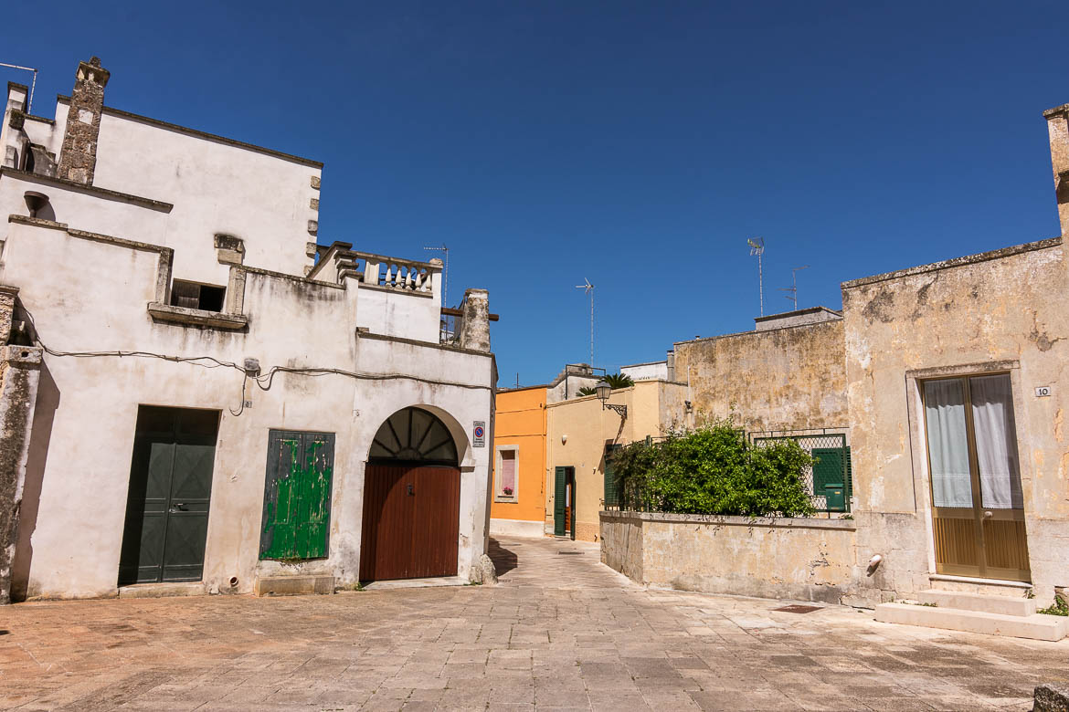 This photo shows a series of old traditional houses in Sternatia. 