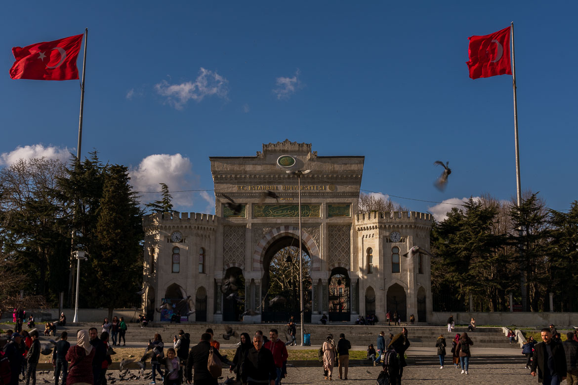 The main entrance to Istanbul University at Beyazit Square. The best sightseeing tours in Istanbul.
