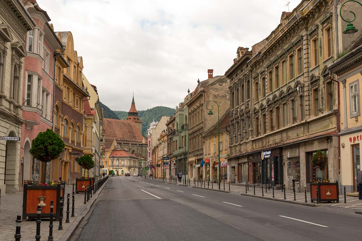 What to do in Brasov Romania in 2 days. Early morning in Strada Muresenilor.